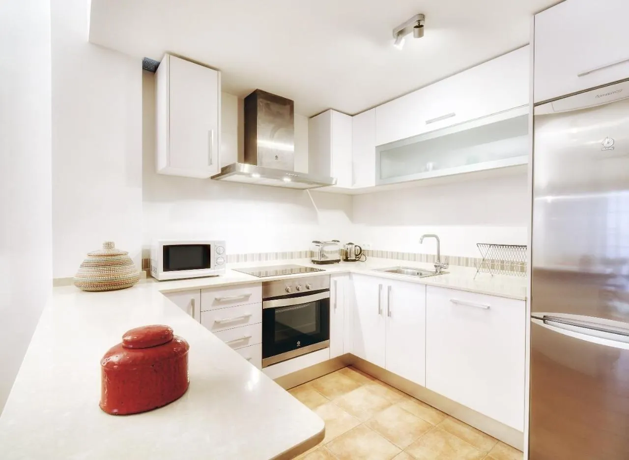 Old Town Apartment Near The Beach Marbella Spain